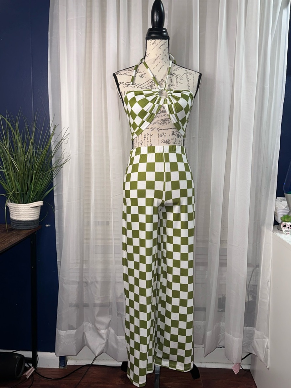 Princess Polly Olive and White Checkerboard Wide Leg Jumpsuit Set - Picture 3 of 7